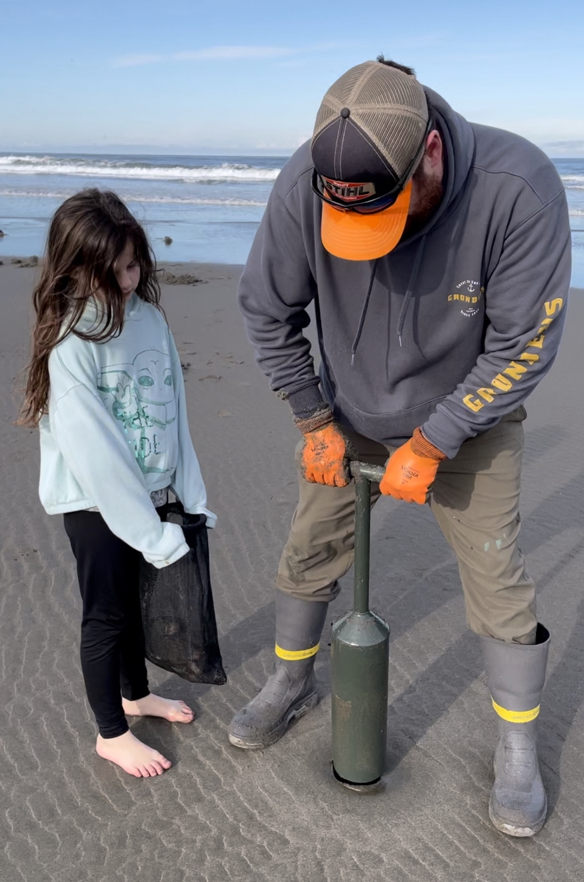 Washington Razor Clamming